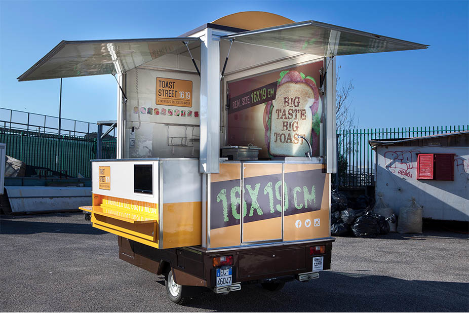 Street Food Business Foodtrucks Ape Toast Street 1619 1